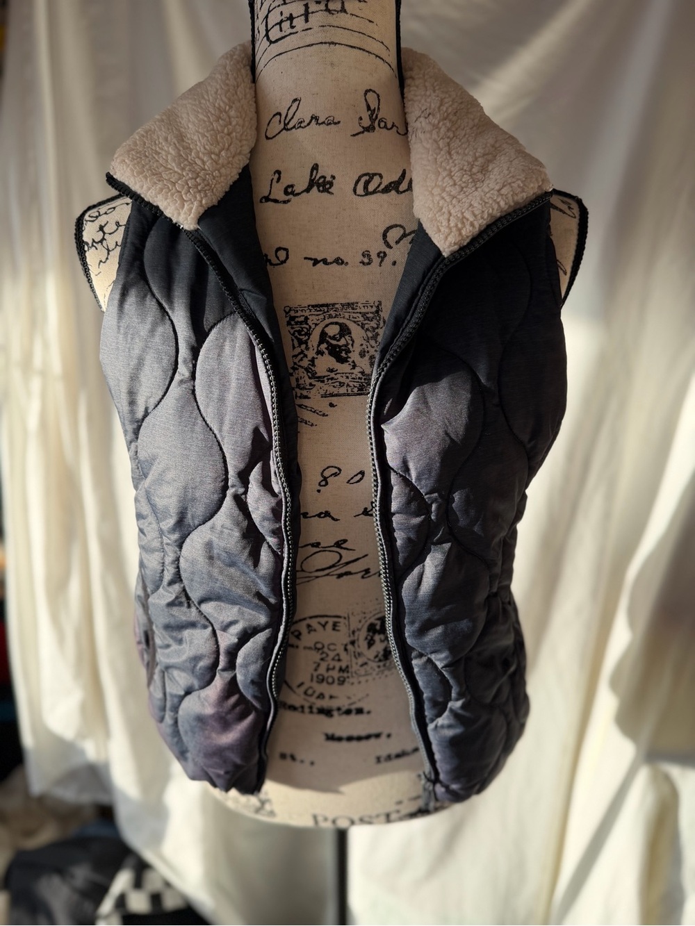 Rip Curl Blue Quilted Puffer Vest with Cream Sherpa Collar